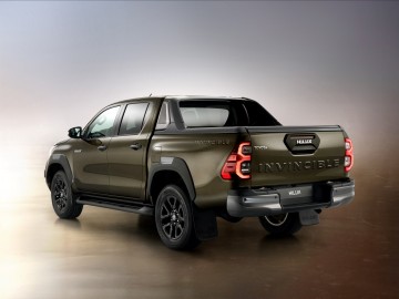  Toyota Hilux testowana przez Fernando Alonso
